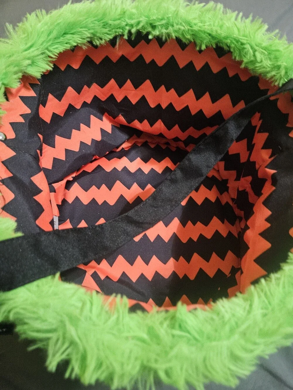 hyde & eek! boutique monster treat bucket